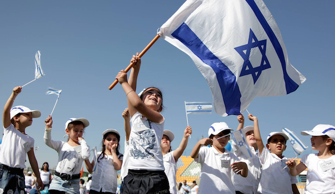 Történelmi hír: Izrael lakossága meghaladta a 10 milliót!