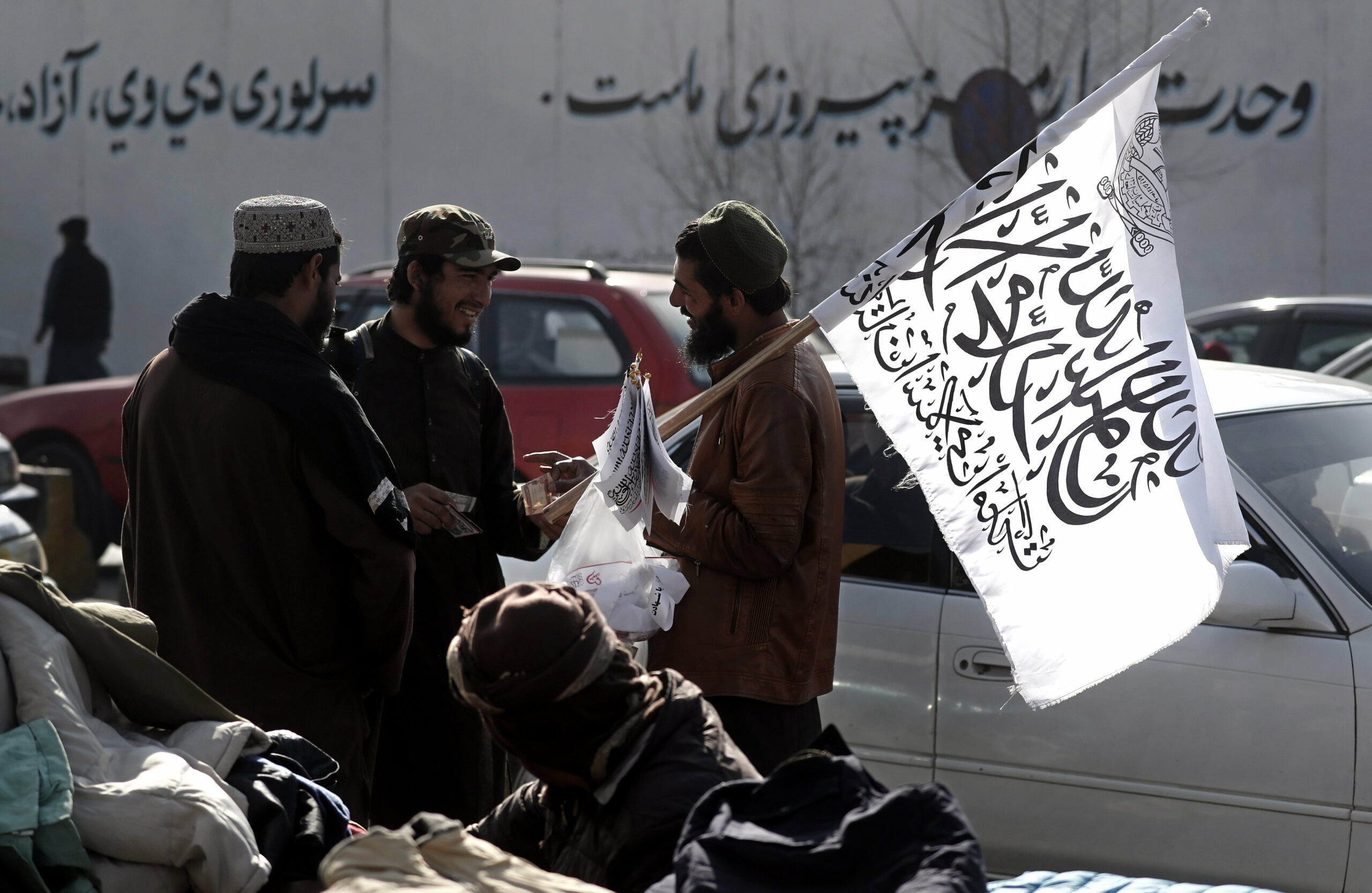 Több ezren csatlakoztak a tálib harcosokhoz