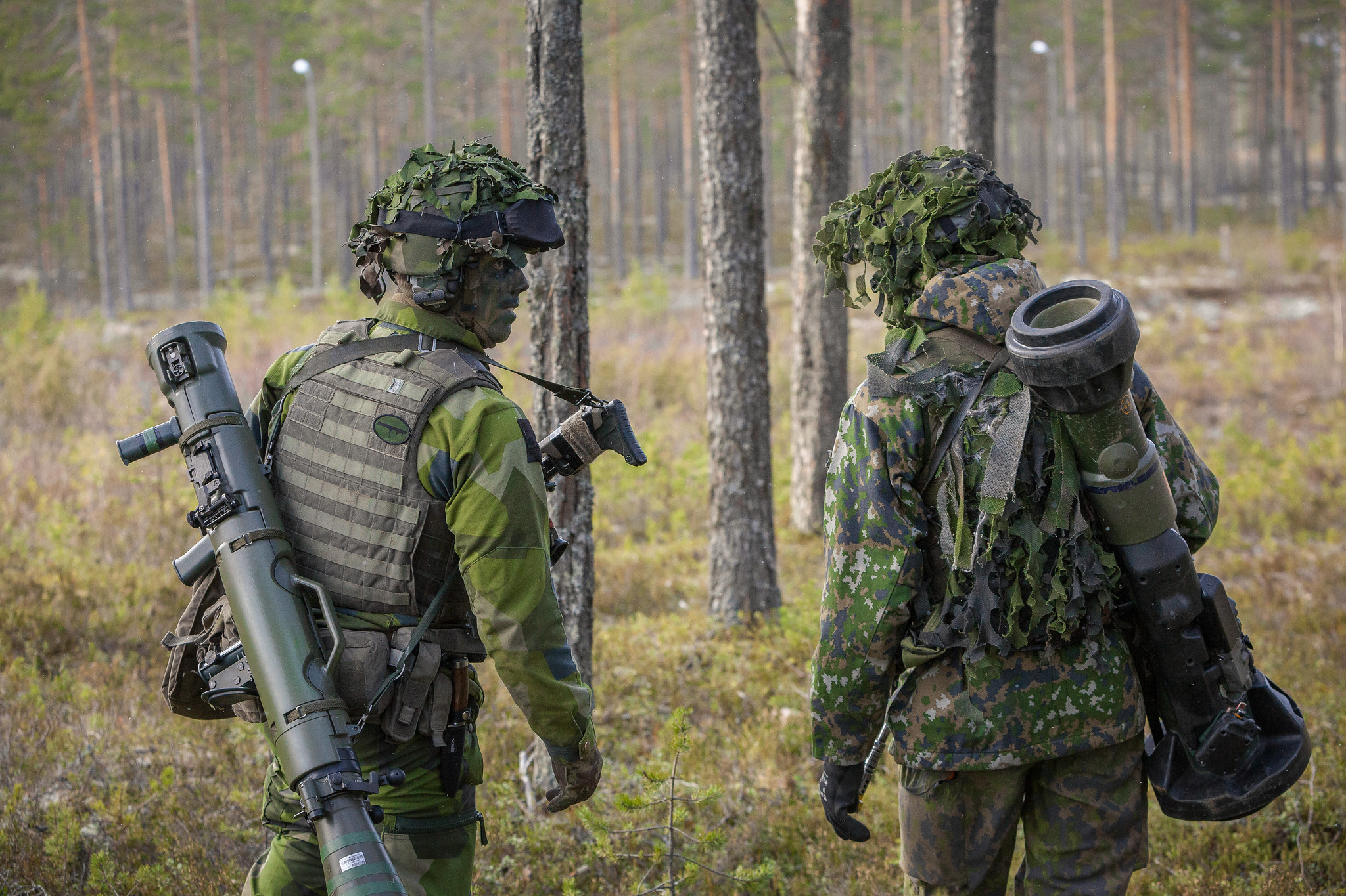 Военными решу. Армия Финляндии егеря. Финская армия. Современная финская армия. Финский спецназ.