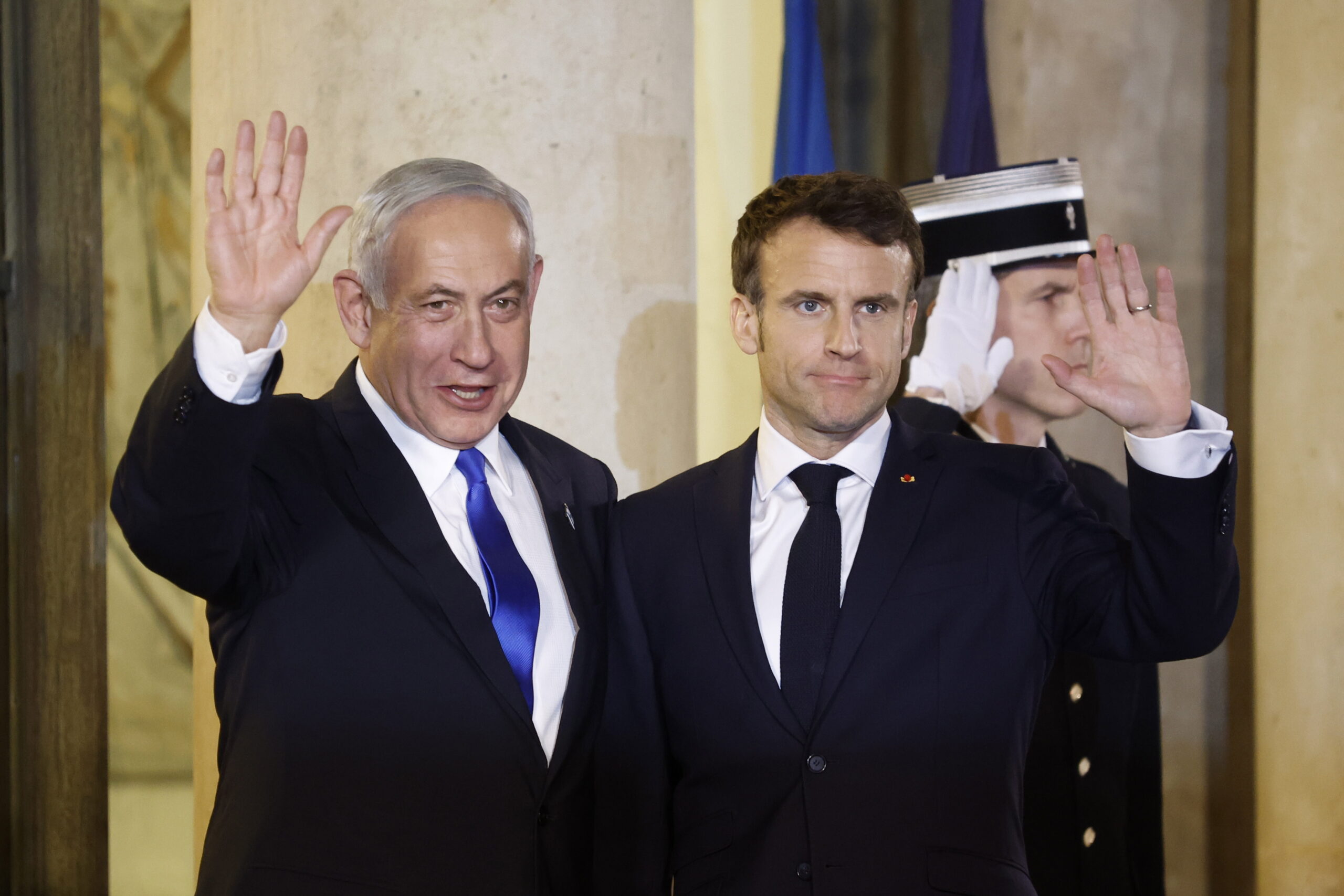 Netanjahu Párizsba látogatott első európai útján a választás óta