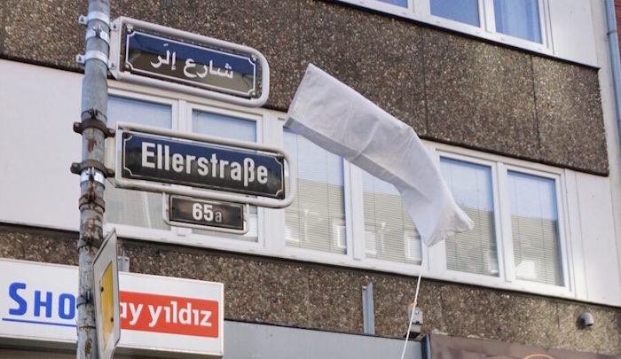 Arab nyelvű utcanév táblák jelentek meg Düsseldorfban