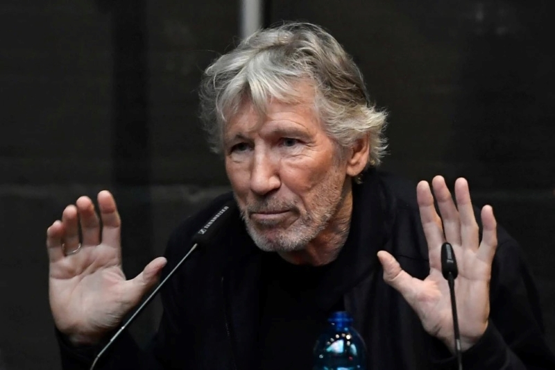 Roger Waters perbe száll a lemondott koncertjei miatt