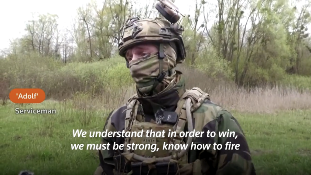 A Reutersnak sikerült meginterjúvolnia egy „Adolf” hívójelű ukrán katonát – Neokohn