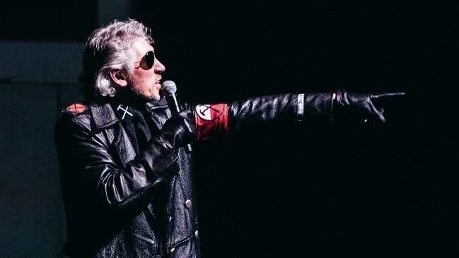 Roger Waters állítja: a náci egyenruha a fasizmus elleni állásfoglalásról szólt – Neokohn