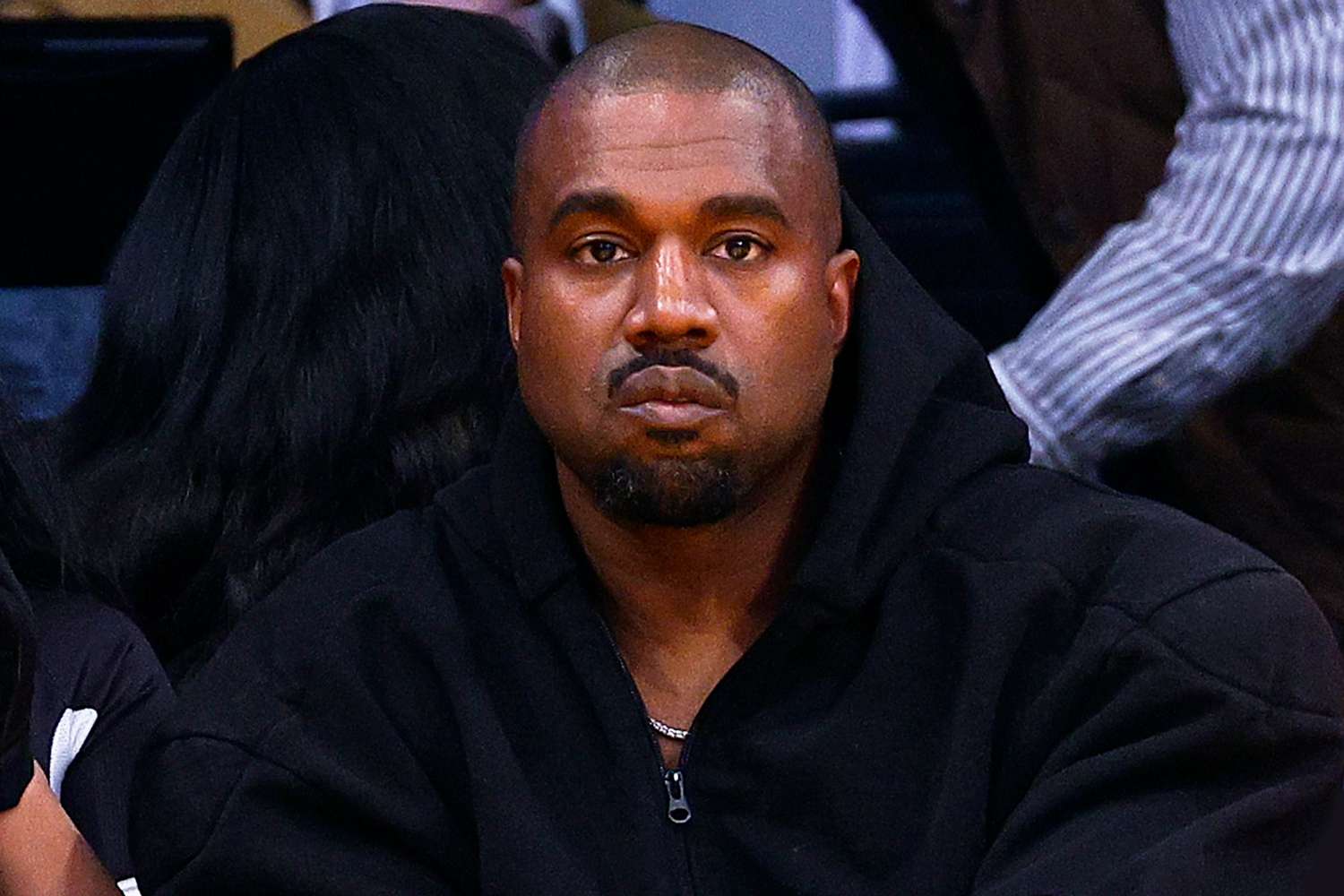 Kanye West 40 perces „bocsánatkérő videót” ad ki új albuma megjelenése előtt – Neokohn
