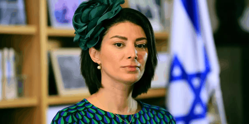A szír-libanoni nő, aki rendíthetetlenül védi Izraelt az arab világban