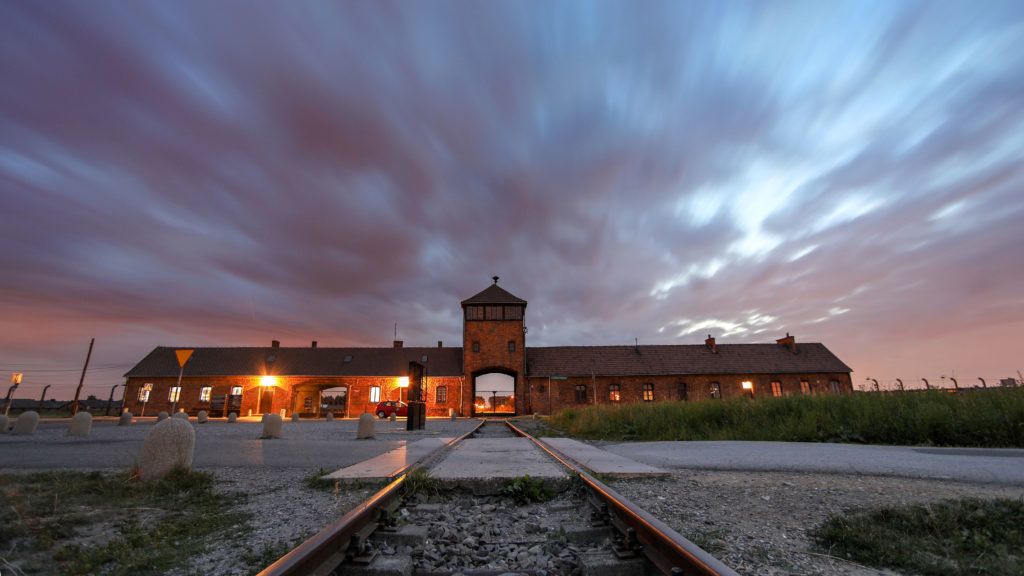 A lengyel elnök védené meg Natanjahut, hogy ellátogasson Auschwitzba