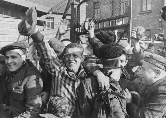 A holokauszt áldozataira emlékezünk: 80 éve szabadult fel Auschwitz 