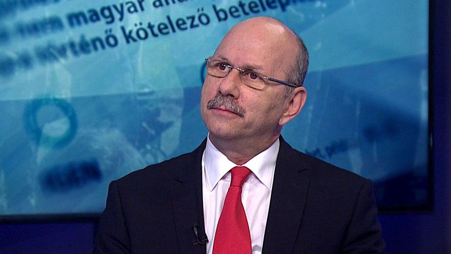 „Égbekiáltó hazugságokat állítottak” – Hack Péter a Nemzetközi Büntetőbíróságról