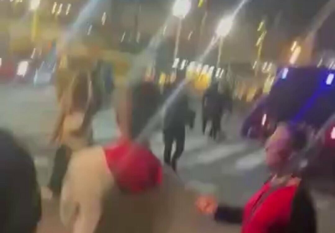 „Féltem, hogy koporsóban jövök haza” – spanyol rendőrök vertek össze két izraelit 