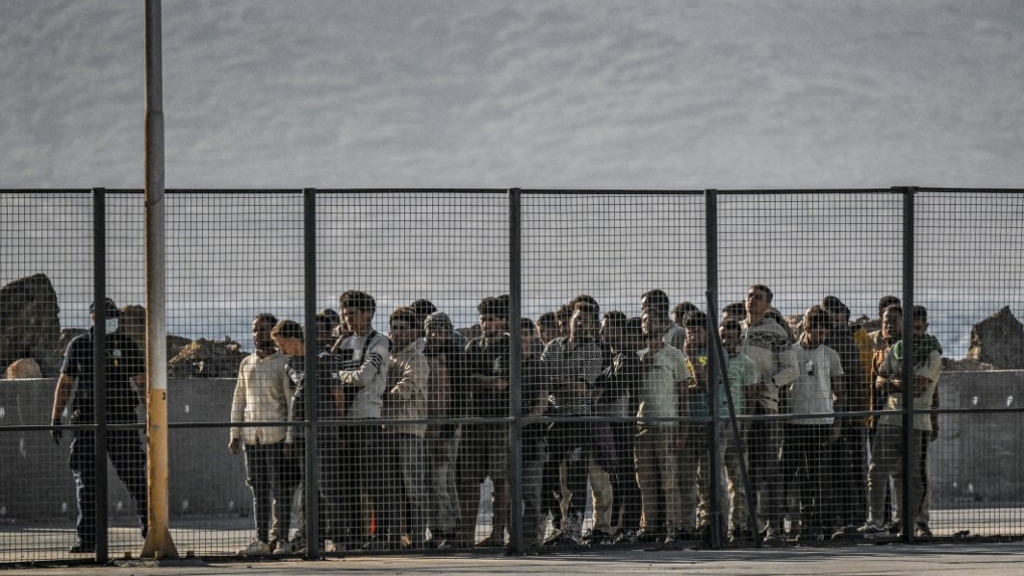 Migrációs szigorítás az EU-ban: jönnek az unión kívüli kitoloncolási központok