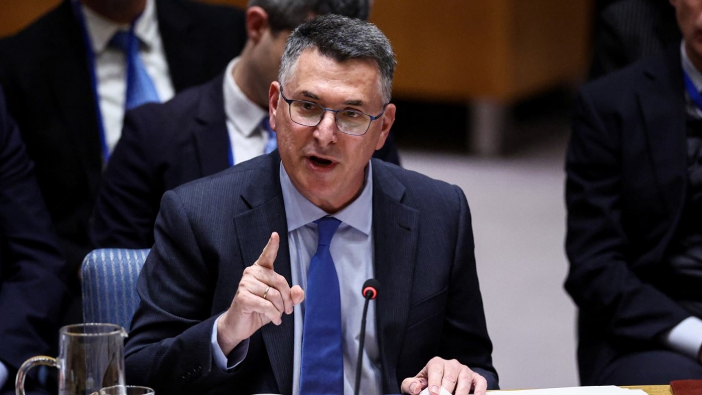 Az izraeli külügyminiszter rendesen kiosztotta a dummkopf német nagykövetet