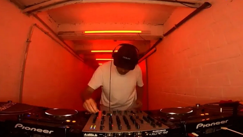 Kulturkampf a zsidók ellen? Berlinben durván megaláztak egy „cionista” DJ-t