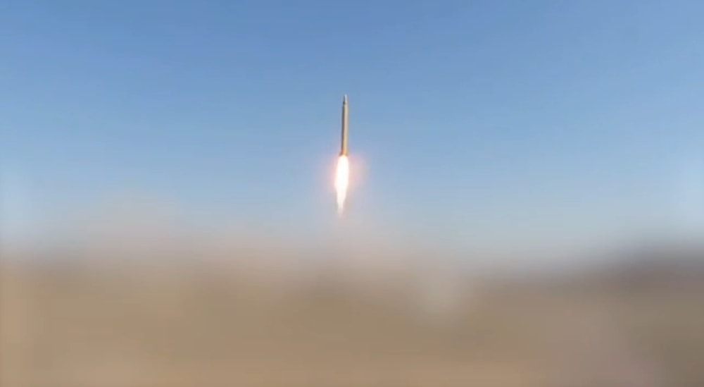 Bevetették a „Naszrallah” rakétát – Irán új fegyvert lőtt ki Izraelre