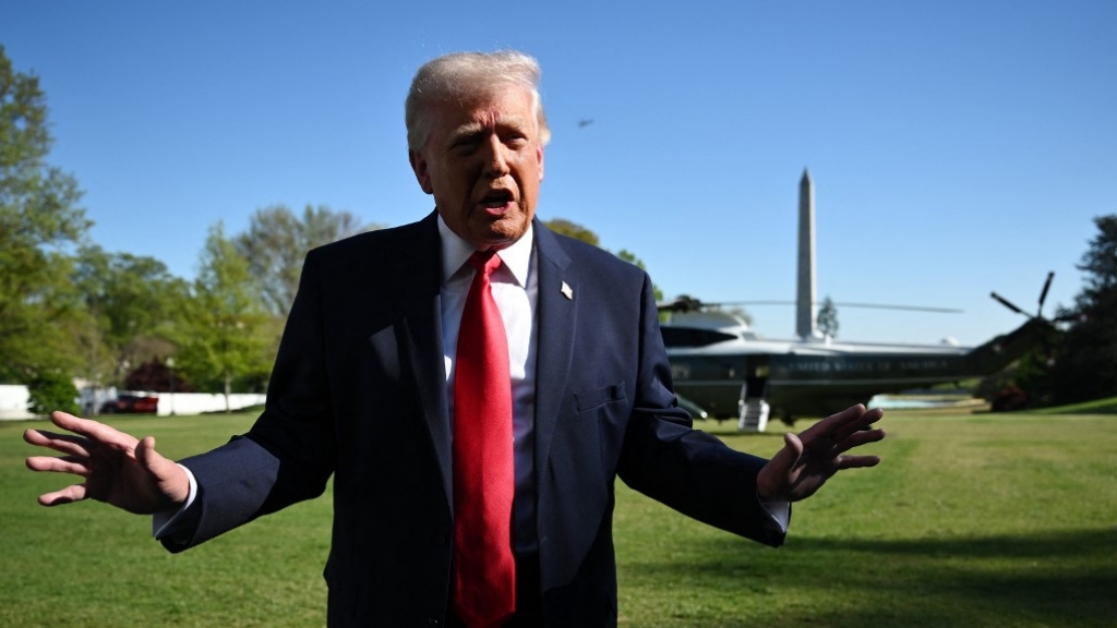 Trump: „Iránnak nem lehet atomfegyvere. Különben felrobban a világ”