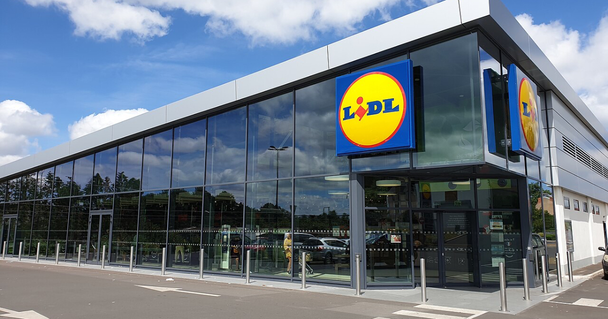 Áll a bál Ausztriában: Lidl épül egy női koncentrációs tábor helyén