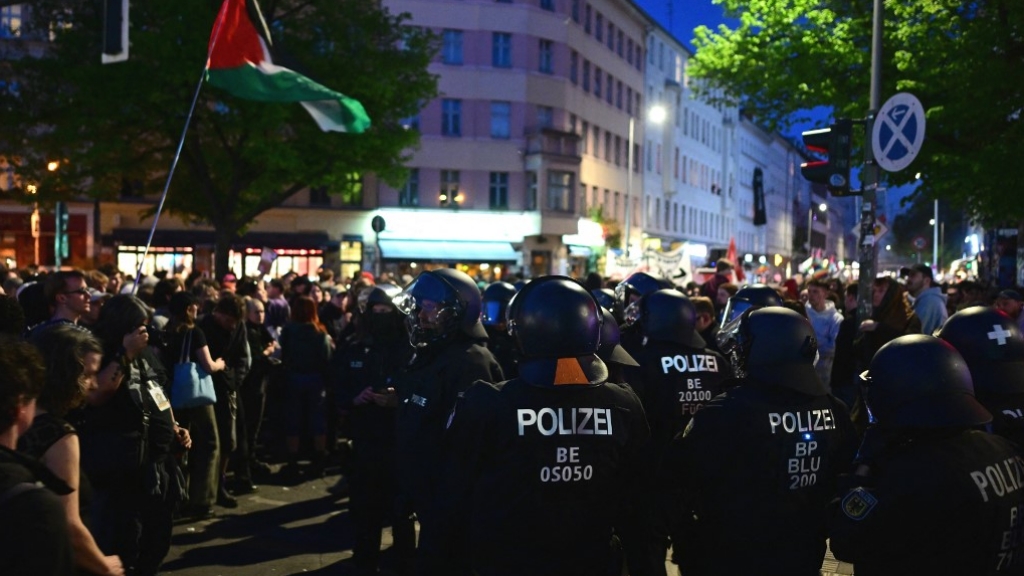 A hétvégén utcai erőszak jöhet Németország-szerte, megijedtek a szervezők