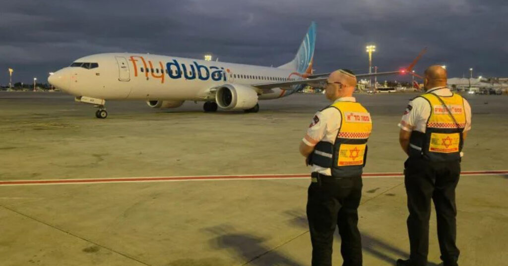 Irán állhat a gépeltérítés mögött? Izrael is beszáll a késelő pilóta kihallgatásába