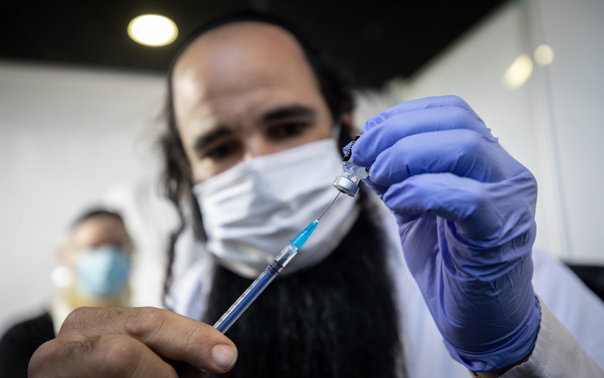 Izraeli kutatók: a beoltottak egy része is kórházba kerülhet még a koronavírus miatt