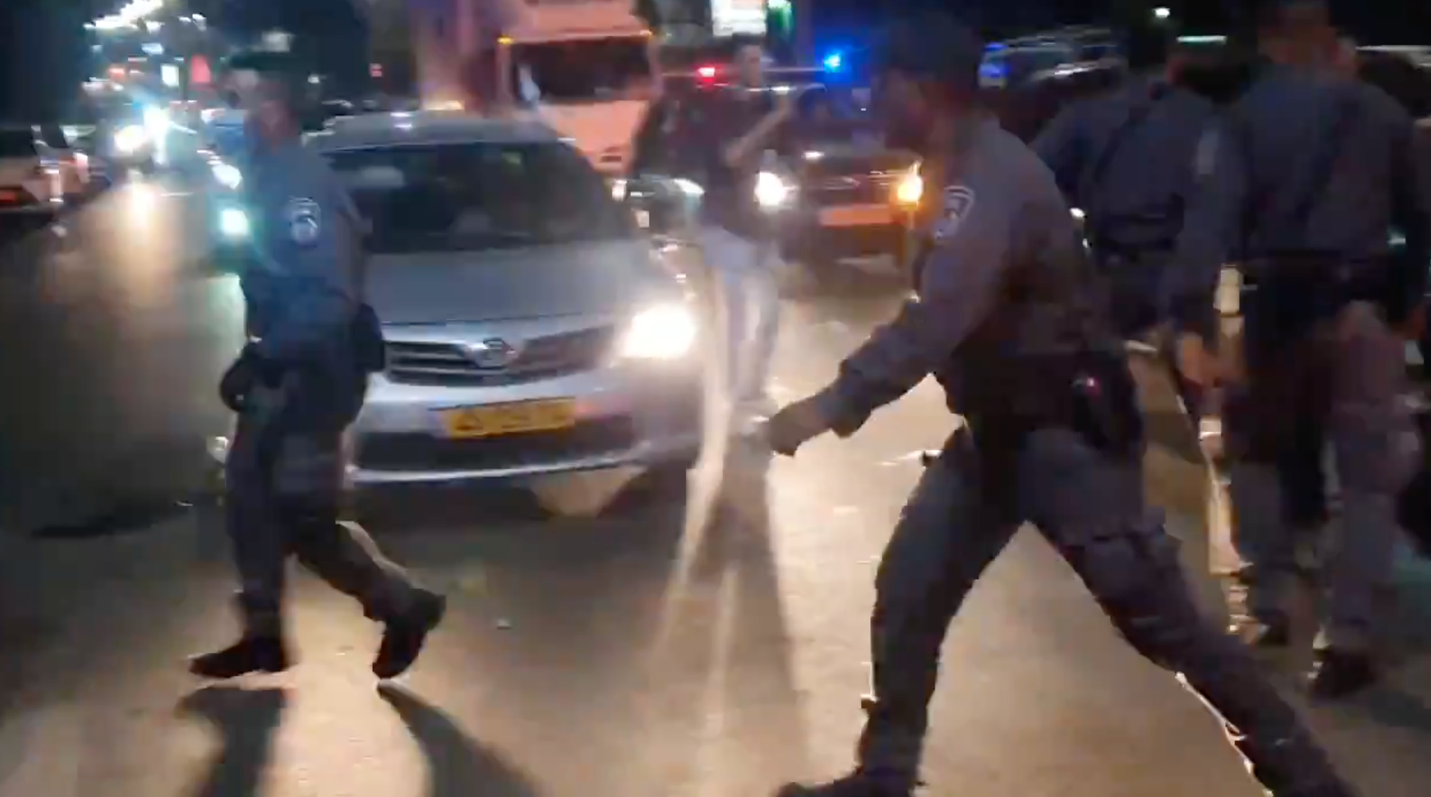 Két rabbi megtámadása után összecsapásokra került sor Jaffón