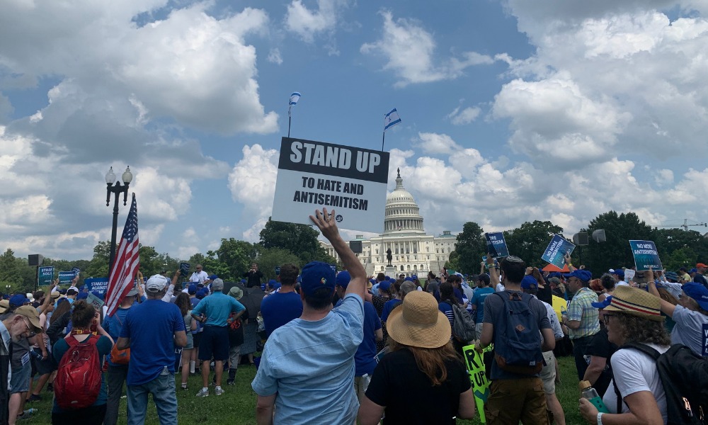 Videó: az antiszemitizmus ellen tüntettek Washingtonban